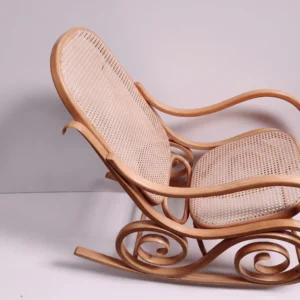 Mecedora esterillada