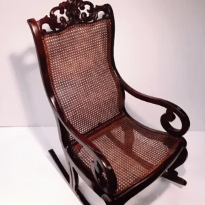 Mecedora esterillada